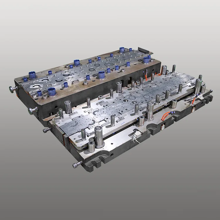 Kétsoros progresszív matrica tokozott motorhoz